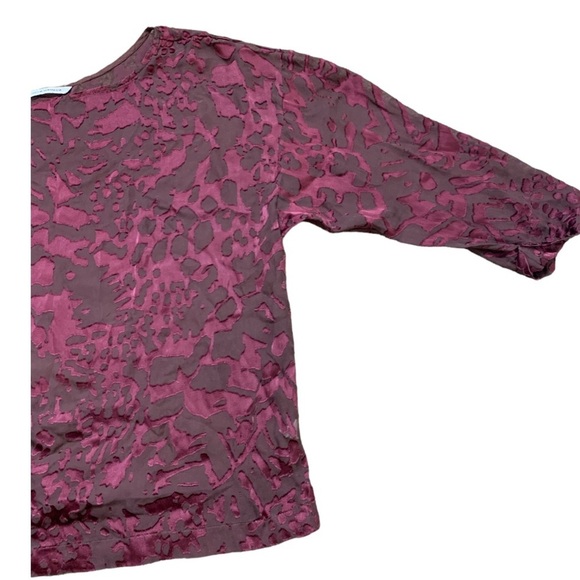 CLUB MONACO Silk Mix Semi Sheer Blouse With Print Brown/Burgundy Size Medium - Picture 4 of 9